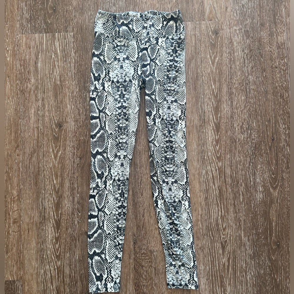 Snakeskin Print Leggings